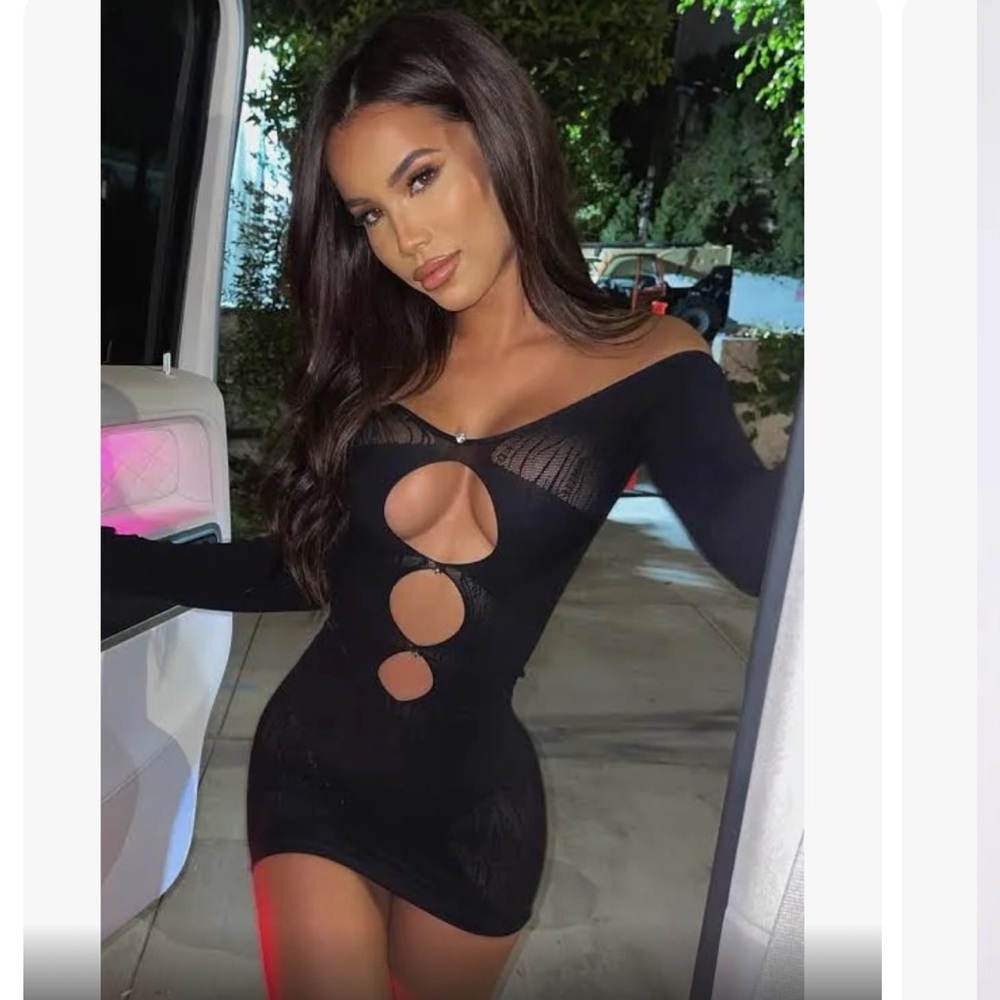 White Fox 🦊 Boutique Black Sexy Dress OS